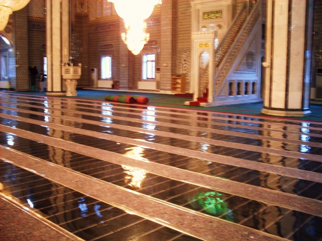 HALI ALTI ISITMA
